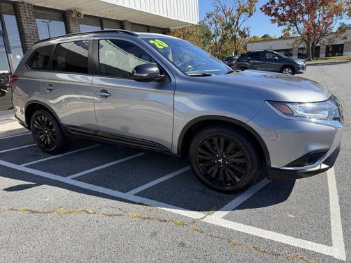 2020 Mitsubishi Outlander 