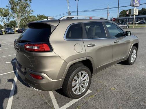 2017 Jeep Cherokee Overland