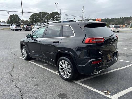 2017 Jeep Cherokee Overland