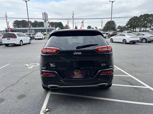 2017 Jeep Cherokee Overland