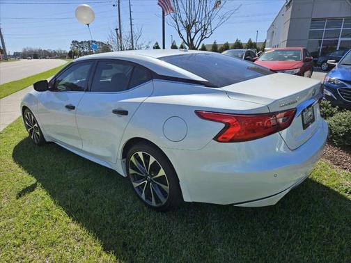2017 Nissan Maxima 3.5 SR