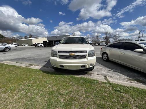 2014 Chevrolet Suburban 1500 LTZ