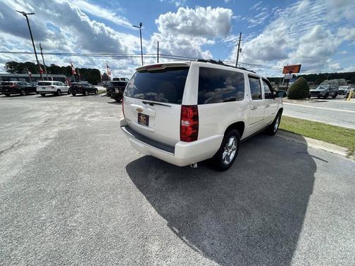 2014 Chevrolet Suburban 1500 LTZ
