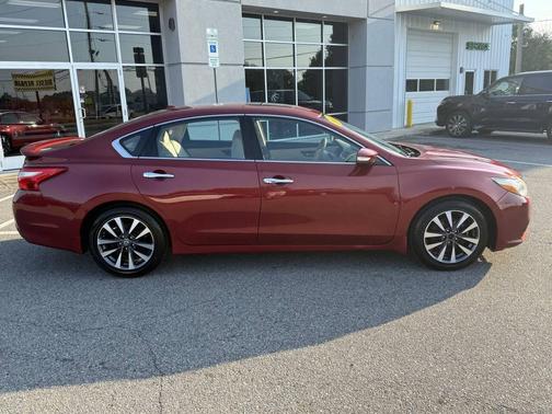 2017 Nissan Altima 2.5 SV