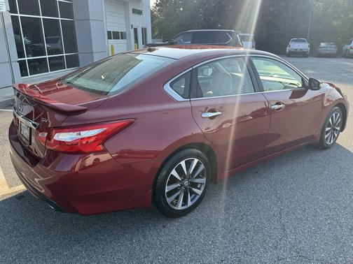 2017 Nissan Altima 2.5 SV
