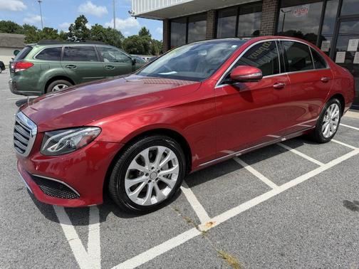 2017 Mercedes-Benz E-Class E 300 4MATIC AWD 4dr Sedan