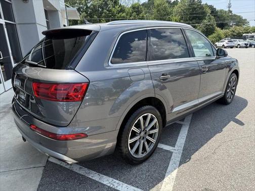 2019 Audi Q7 55 Premium Plus