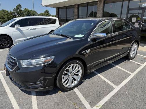 2019 Ford Taurus Limited 4dr Sedan