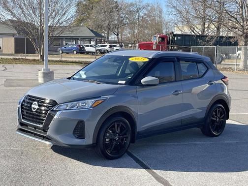 2023 Nissan Kicks SV