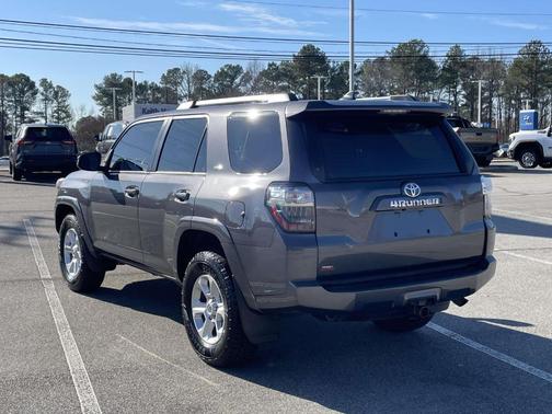 2023 Toyota 4Runner SR5