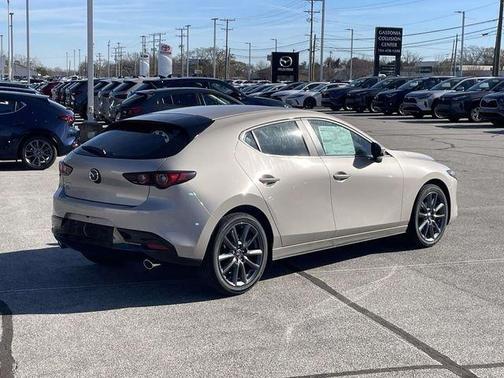 Platinum Quartz Metallic 2026 Mazda Mazda3 FWD w/Preferred Package
