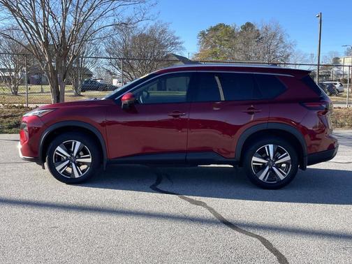 2024 Nissan Rogue SL