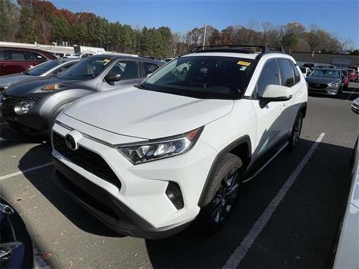 2019 Toyota RAV4 XLE Premium