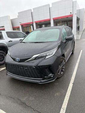 2024 Toyota Sienna XSE 7 Passenger