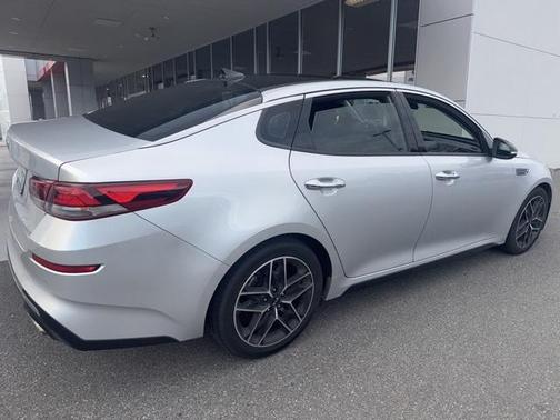 2020 Kia Optima SE