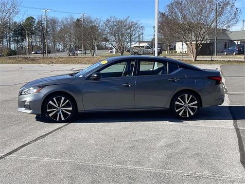 2021 Nissan Altima 2.5 SR