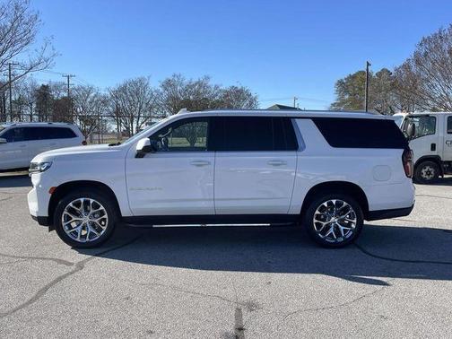 2022 Chevrolet Suburban LT