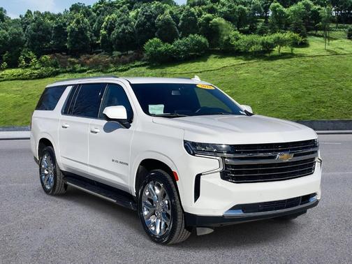 2022 Chevrolet Suburban LT