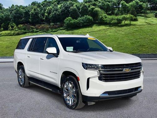 2022 Chevrolet Suburban LT