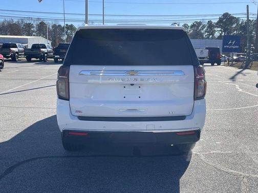 2022 Chevrolet Suburban LT