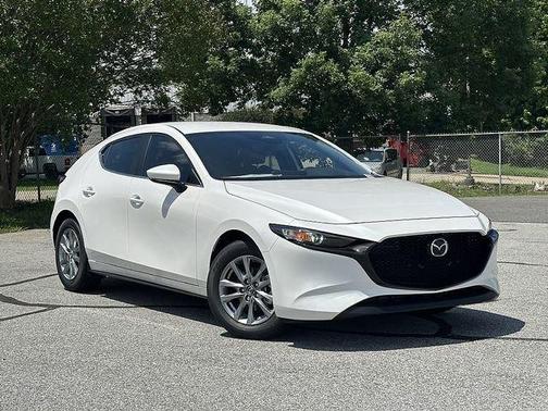 Snowflake White Pearl 2026 Mazda Mazda3 2.5 S