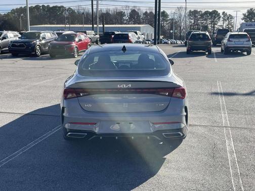 2024 Kia K5 GT-Line
