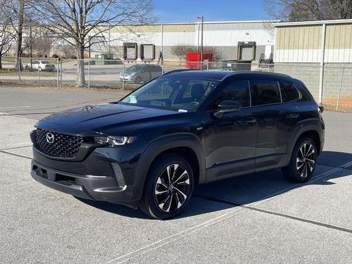 2025 Mazda CX-50 PLUS