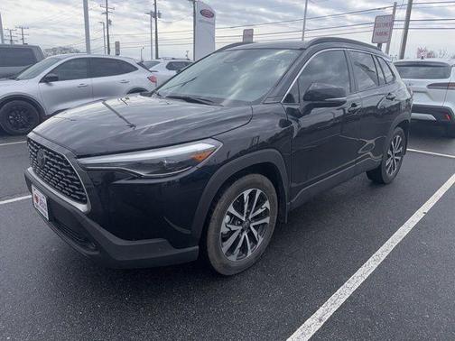 2024 Toyota Corolla Cross XLE