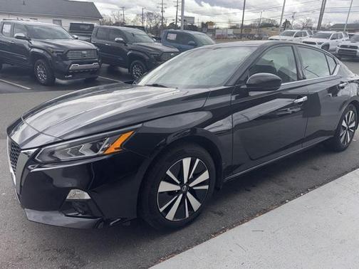 2022 Nissan Altima 2.5 SL