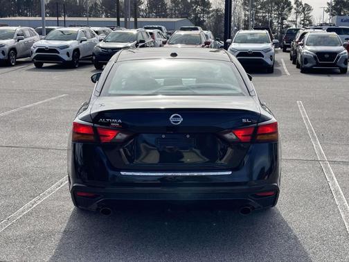 2022 Nissan Altima 2.5 SL