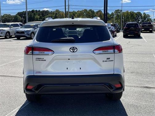 2025 Toyota Corolla Cross Hybrid SE