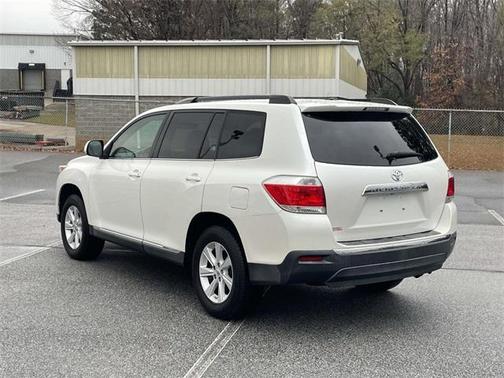 2012 Toyota Highlander SE