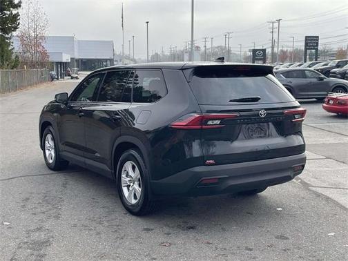 2025 Toyota Grand Highlander LE