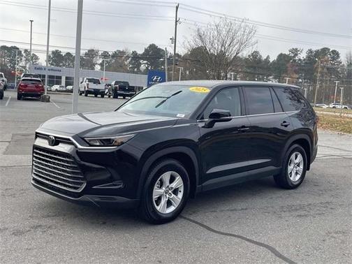 2025 Toyota Grand Highlander LE