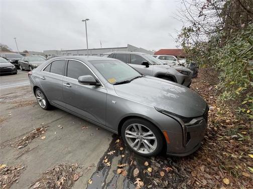 2023 Cadillac CT4 Luxury