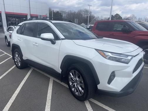 2024 Toyota RAV4 XLE Premium