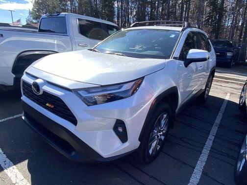 2024 Toyota RAV4 XLE Premium