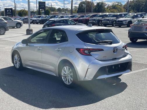 2024 Toyota Corolla Hatchback SE