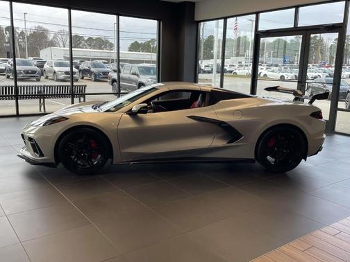 2022 Chevrolet Corvette Stingray w/2LT