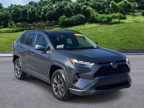 2022 Toyota RAV4 Hybrid XLE Premium