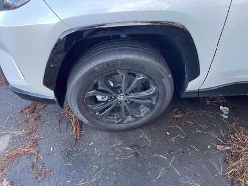 2023 Toyota RAV4 Hybrid XSE