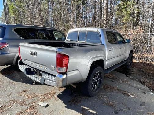 2016 Toyota Tacoma SR5