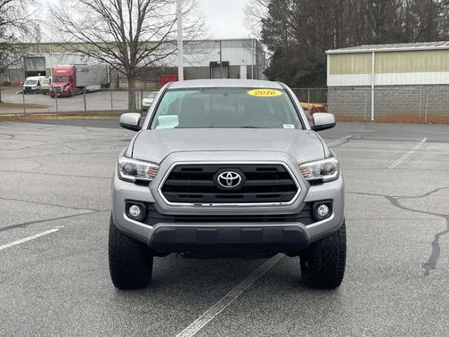 2016 Toyota Tacoma SR5