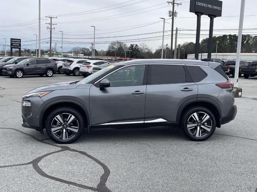 2023 Nissan Rogue SL