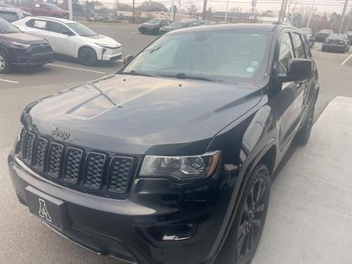 2017 Jeep Grand Cherokee Altitude