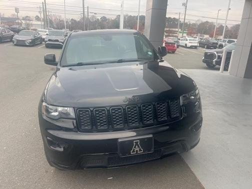 2017 Jeep Grand Cherokee Altitude