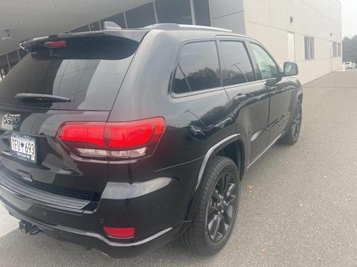 2017 Jeep Grand Cherokee Altitude
