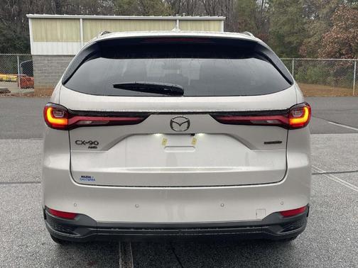 2026 Mazda CX-90 Premium