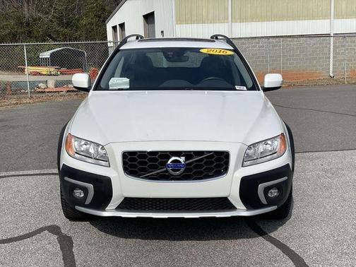 2016 Volvo XC70 T5 Drive-E Premier