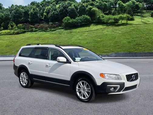 2016 Volvo XC70 T5 Drive-E Premier